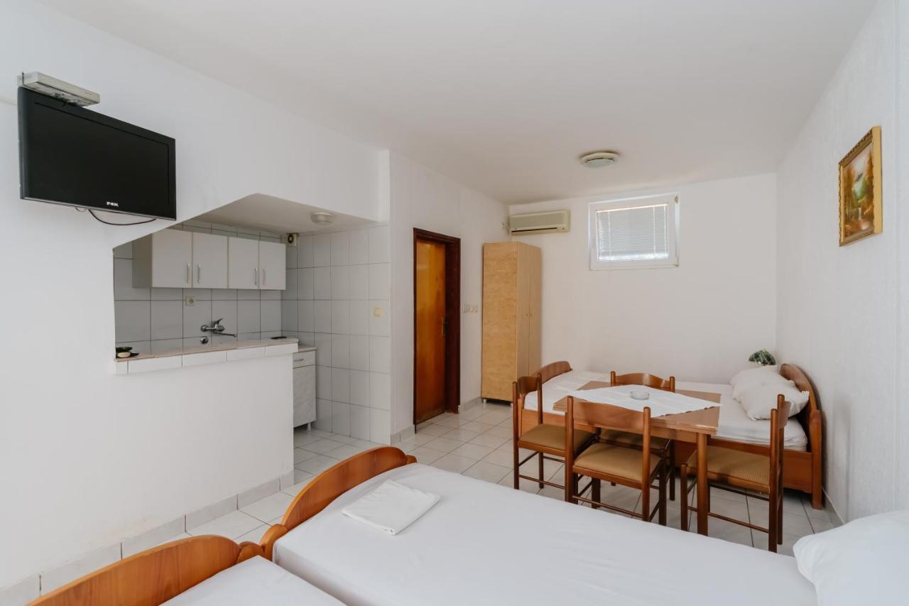 Apartments Sole Mar Sutomore Exterior photo